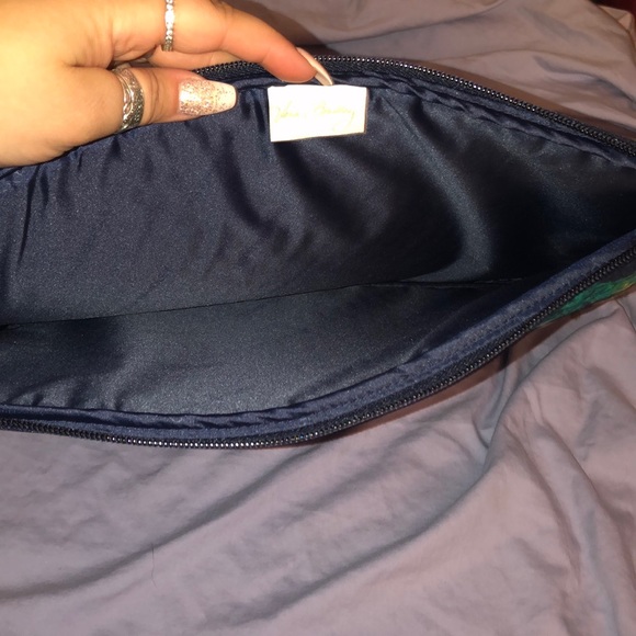 Vera Bradley laptop sleeve - Picture 2 of 5